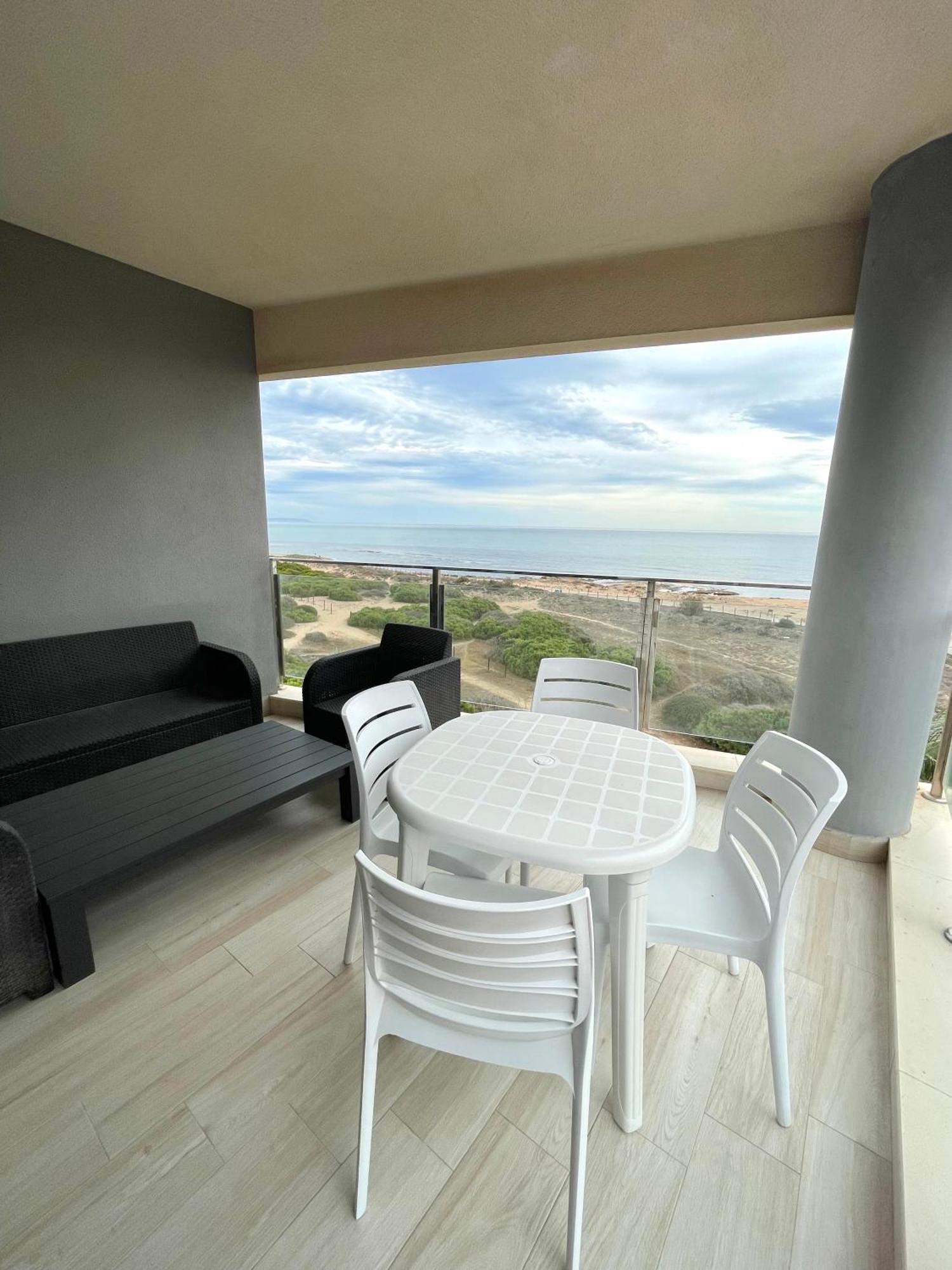 Luxury And Modern Beach Apartment With Sea Views La Mata  Exteriér fotografie